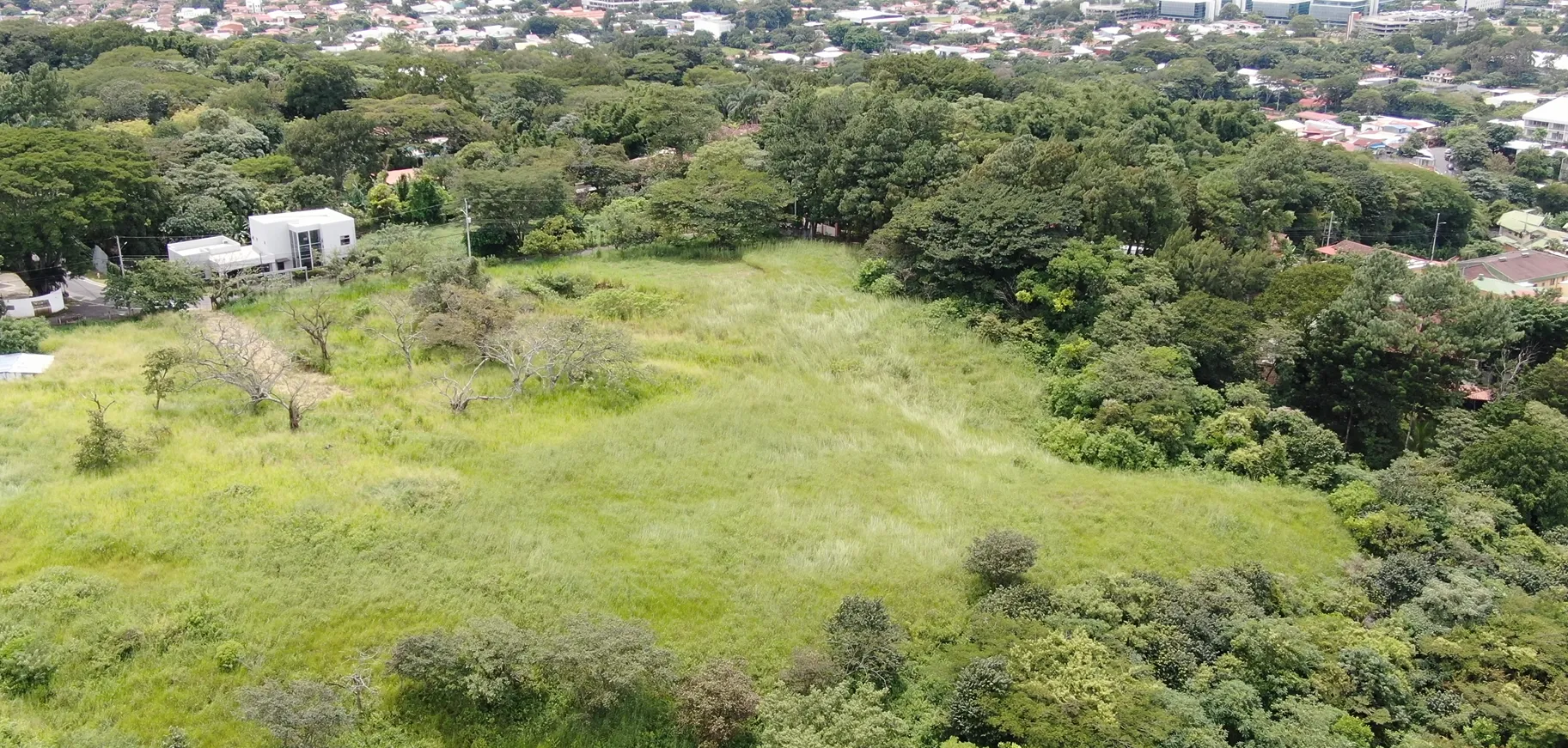 Monte Azul Land — Photo 1 of 6